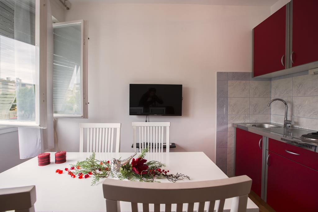 Dante Apartment Split Ruang foto
